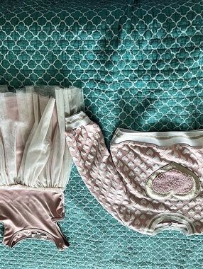 Baby Sara Baby Pink & White Dress Size 6 Like New